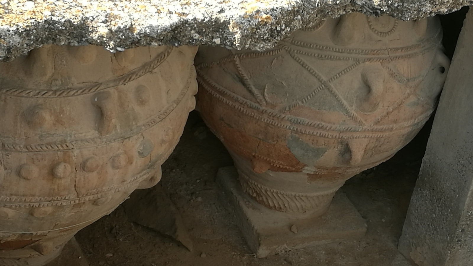 Pithoi dai magazzini del palazzo di Festòs